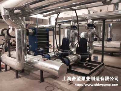 屏蔽泵安裝現(xiàn)場，電機(jī)重新纏繞繞組后安裝，并作整機(jī)保養(yǎng)