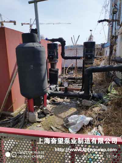 恒壓變頻供水設(shè)備維修現(xiàn)場(chǎng)