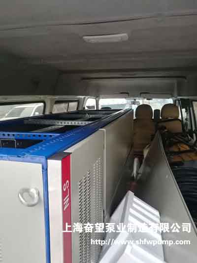 GGD軟啟動(dòng)控制柜和泵用電纜及閥門(mén)管件等裝車(chē)完畢