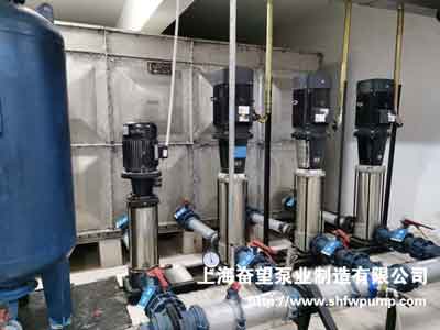 生活泵房內(nèi)維修不銹鋼多級離心泵